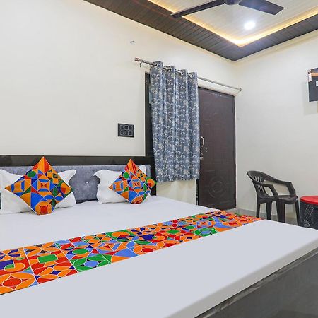 Fabexpress Awadh Inn - 400M From Shri Ram Janam Bhumi Ayodhya Exterior photo